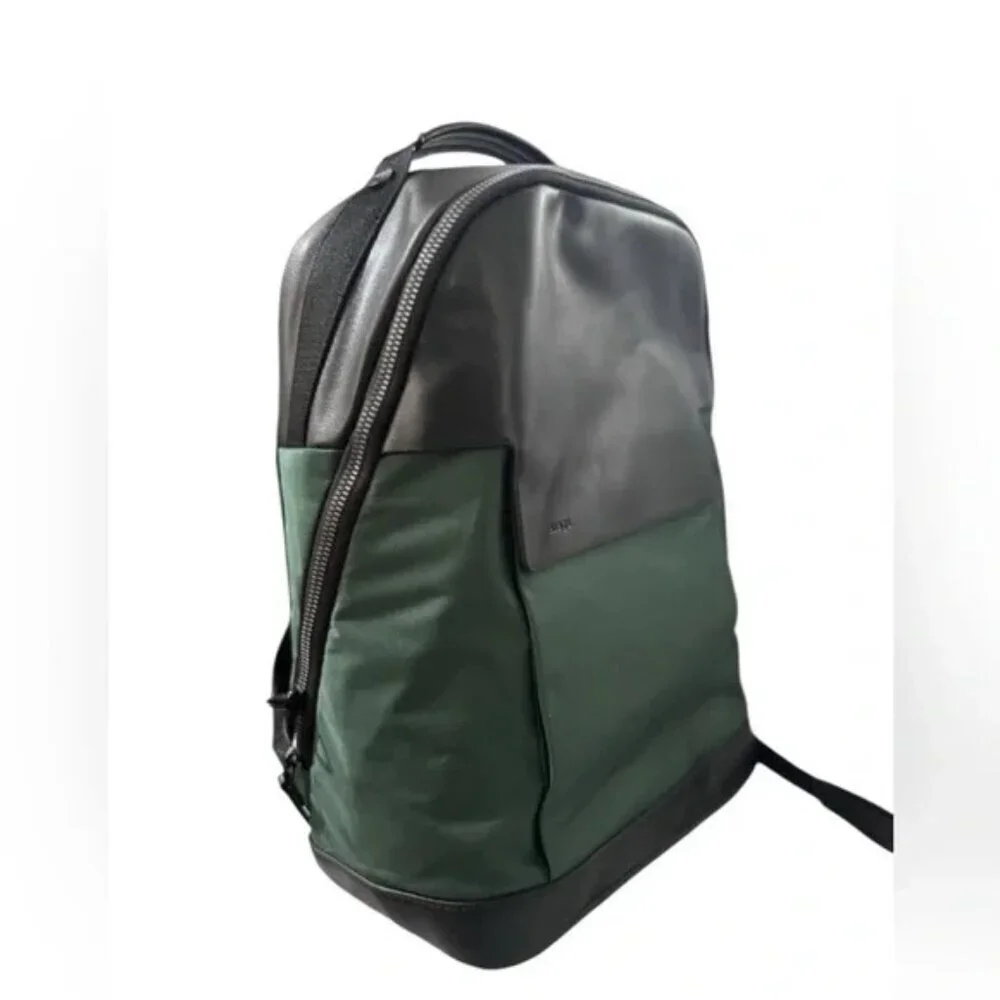 eBags CTS Daypack - Black & Green